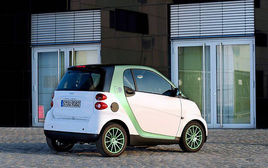 ��С�ɐ� ԇ2011��Smart Fortwo늄�܇