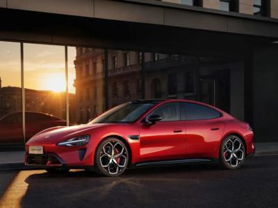 С��SU7����ɫ��ϼ��