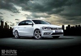 ˶ Passat R-lineͼ